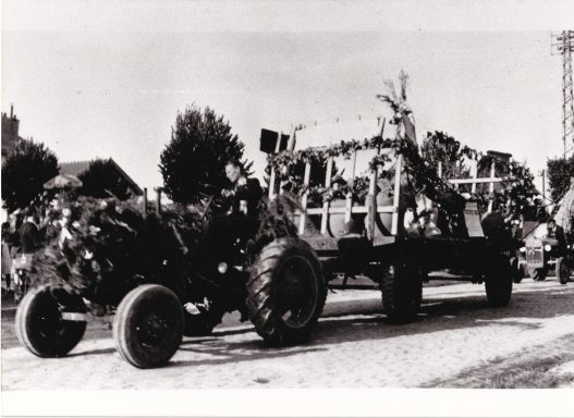 1947 - Fête de la terre -Le vin